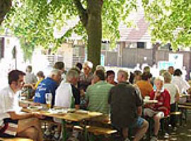 Maifest an der Waldhornhütte Sunthausen