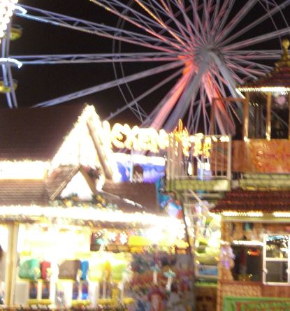 Maimarkt mit Weindorf Maimarkt mit Weindorf