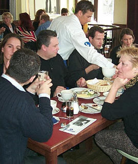 Frühstückstreff Stuttgart im Café treppe